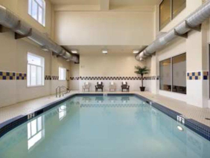 Hilton Garden Inn West Edmonton Buitenkant foto